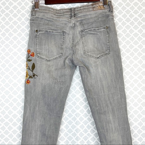 GUC Zara Floral Embroidered Grey  Wash Skinny Jeans - Picture 5 of 11